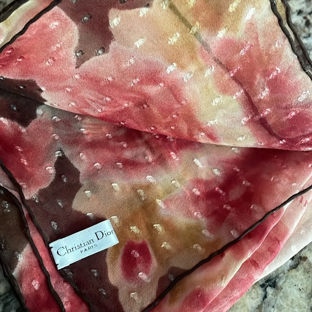 Christian Dior silk Scarf 🧣 made in Paris .
